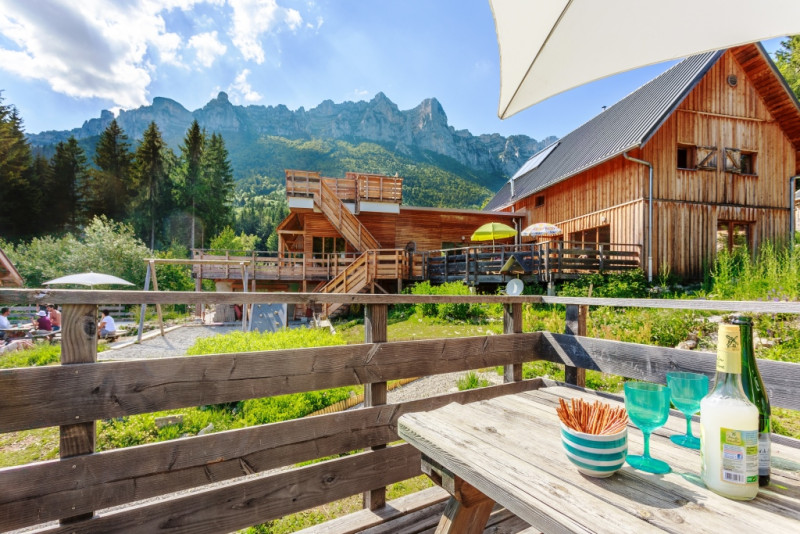 terrasse panoramique gite chalet refuge montagne